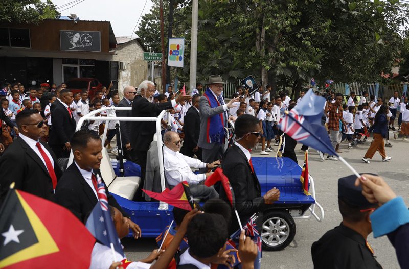 PM Austrália kumprimenta Komunidade Timor-Leste ho Mini Moke