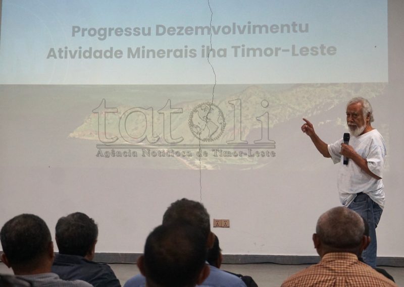 Xefe Governu apresia atividade prospesaun no peskiza ba rekursu minerál iha Oekusi