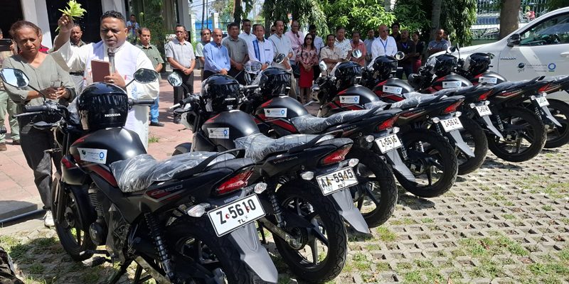 CI-TL entrega veíkulu 11 ba MAPPF hodi fasilita serbisu jestaun basia idrográfika