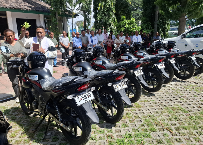 CI-TL entrega veíkulu 11 ba MAPPF hodi fasilita serbisu jestaun basia idrográfika