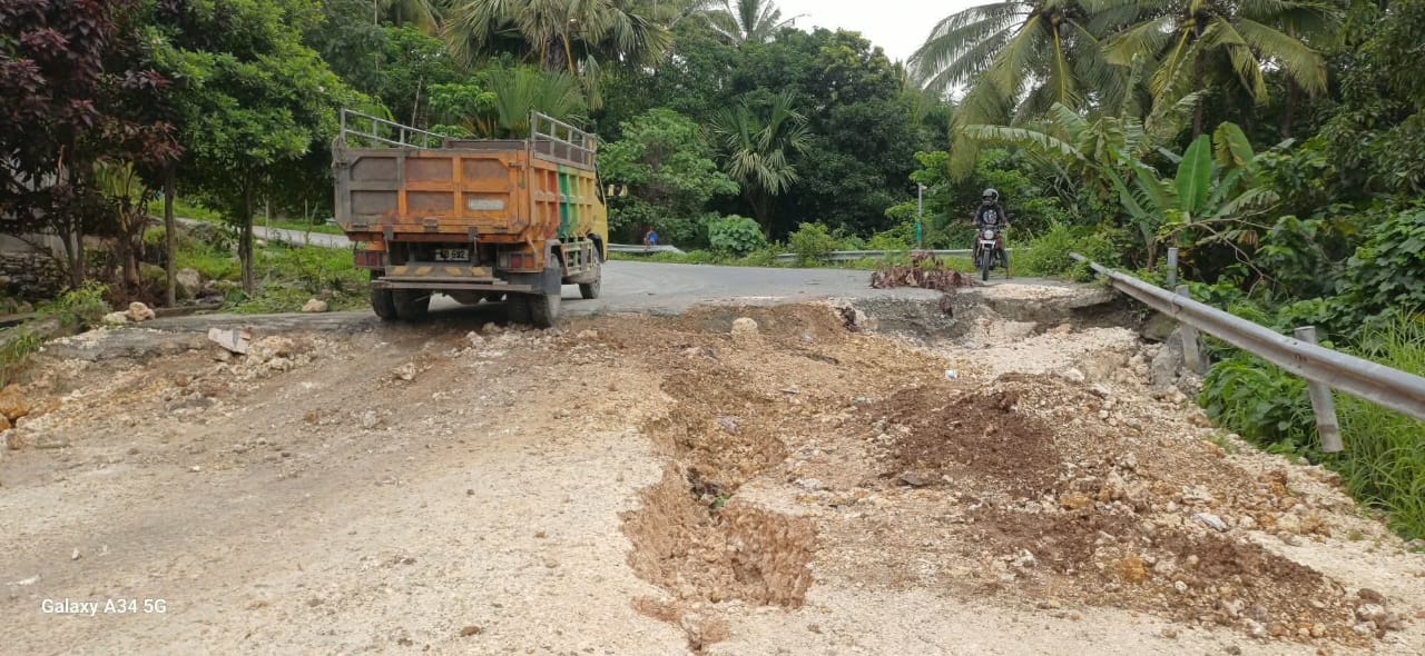 Presiza halo manutensaun ba estrada diresaun parte leste