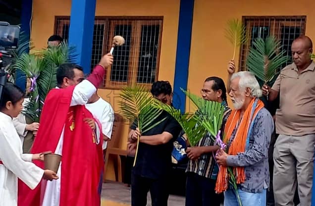 PM Xanana partisipa misa domingu ramus iha igreja Maria Imaculada Natarbora