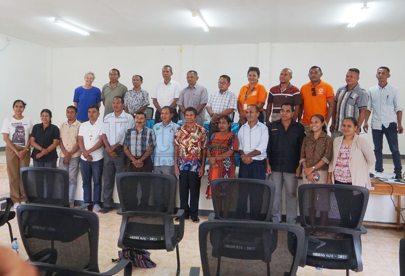 CARE kontinua implementa programa “Atensaun Proteina” ba eskola 65 iha Oekusi   