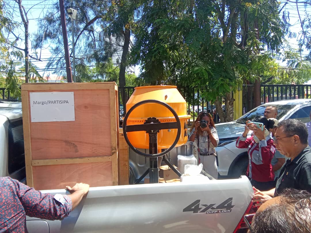 Austrália apoia ekipamentu ba MOP hodi dezenvolve infraestrutura estrada no bee-moos