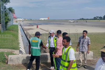PM-SEATOU observa fatin risku ba inundasaun iha aeroportu 