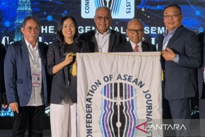 Indonézia ofisialmente entrega lideransa Konfederasaun Jornalista ASEAN bá Malázia