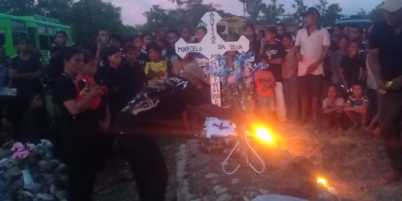 Estadu no família haloot ona saudozu Uatumisa iha semitériu Asamatadu