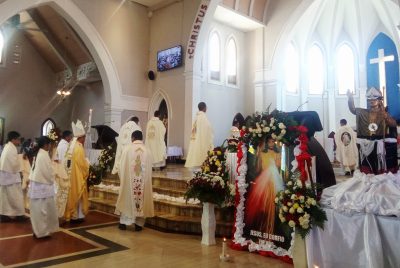 Arsebispu: Divina Mizerikórdia la’ós de’it liturjia maibé identidade fiar