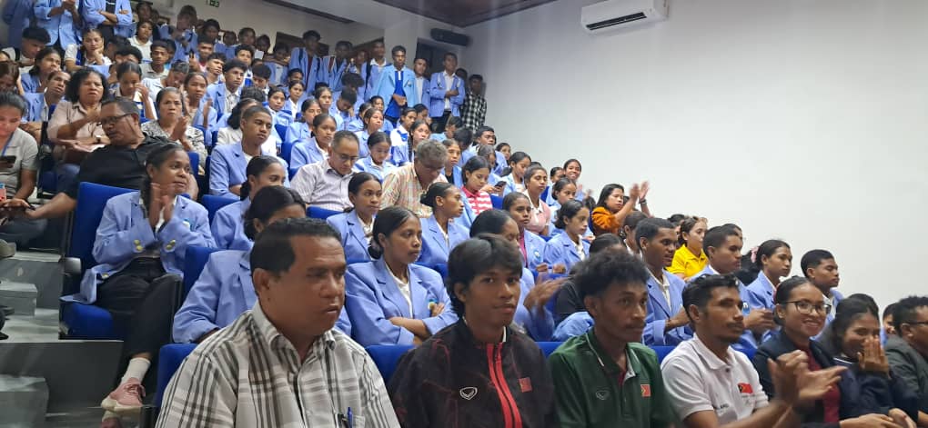 Departamentu Desportu UNTL organiza konferénsia internasionál hodi promove siénsia desportu ba estudante