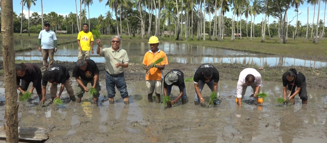 Agrikultór Maluru aprezenta preokupasaun ba PR Horta kona-ba ekipamentu agrikultura
