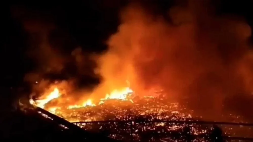 Inséndiu boot akontese iha Malázia