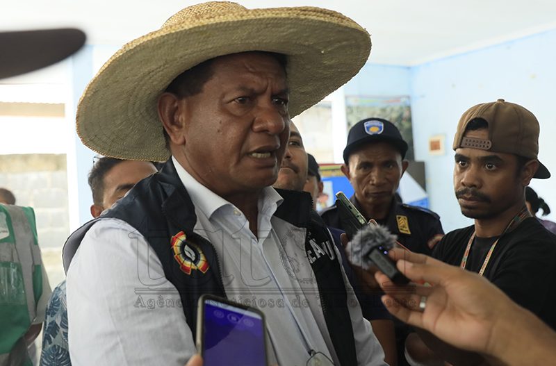 Ekipa konjunta diálogu ho komuidade Suku Bidau Santa-Ana no Metiaut kona-ba alargamentu estrada