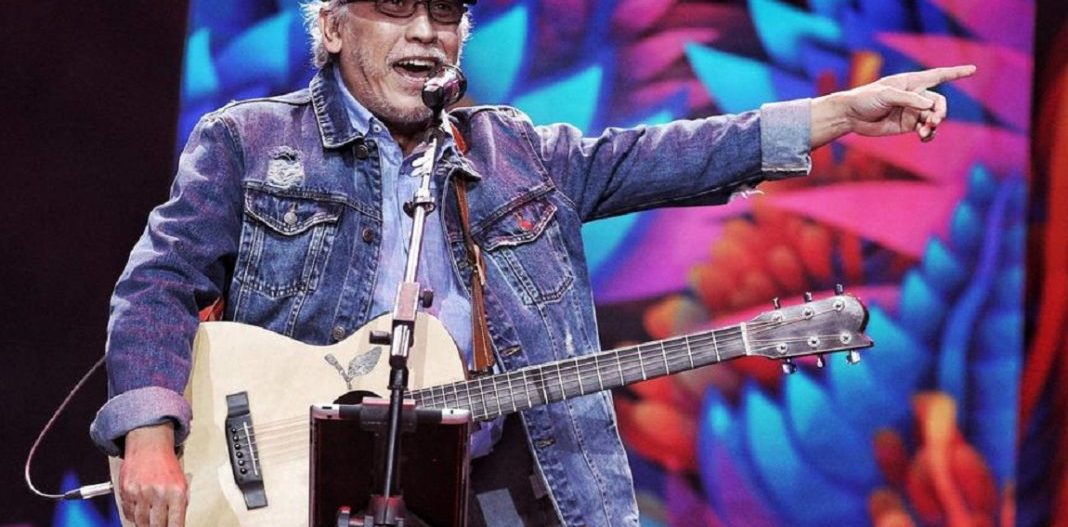 Iwan Fals: Lenda moris múzika Indonézia nian sei anima povu Timor-Leste