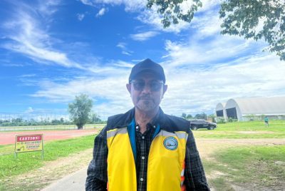 Ekipa operasionál halo kontrolu ba sirkulasaun manu-fuik iha aeroportu Komoro