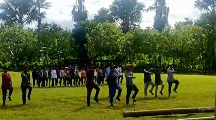 Autoridade Uatulari hahú prepara estudante na’in-50 isár bandeira ba komemorasaun 20 Maiu