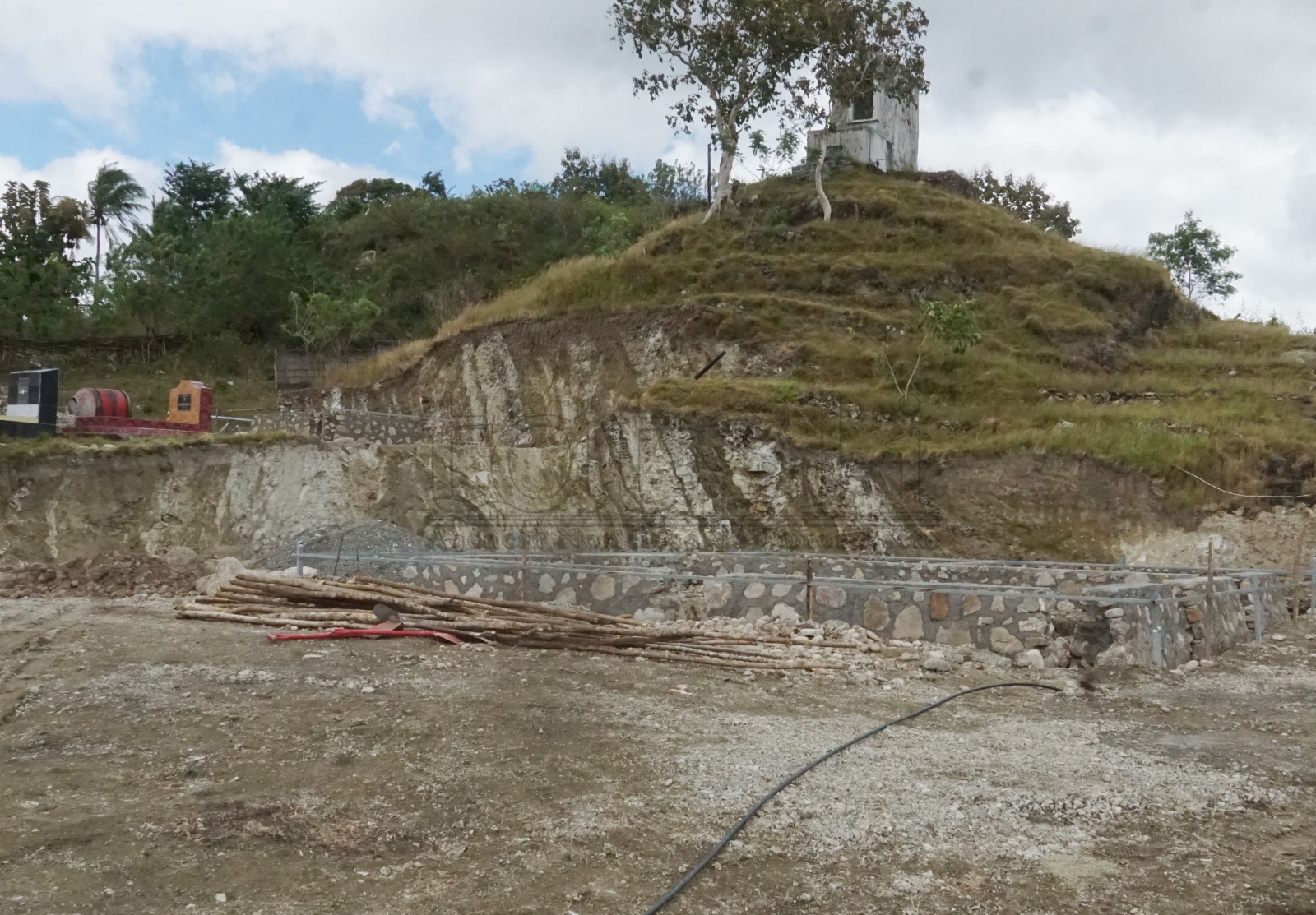Empreza hahú konstrui Monumentu Masakre Tumin iha Oésilo