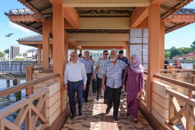 PM Xanana Gusmão vizita Kampong Ayer no galeri turizmu iha Brunei