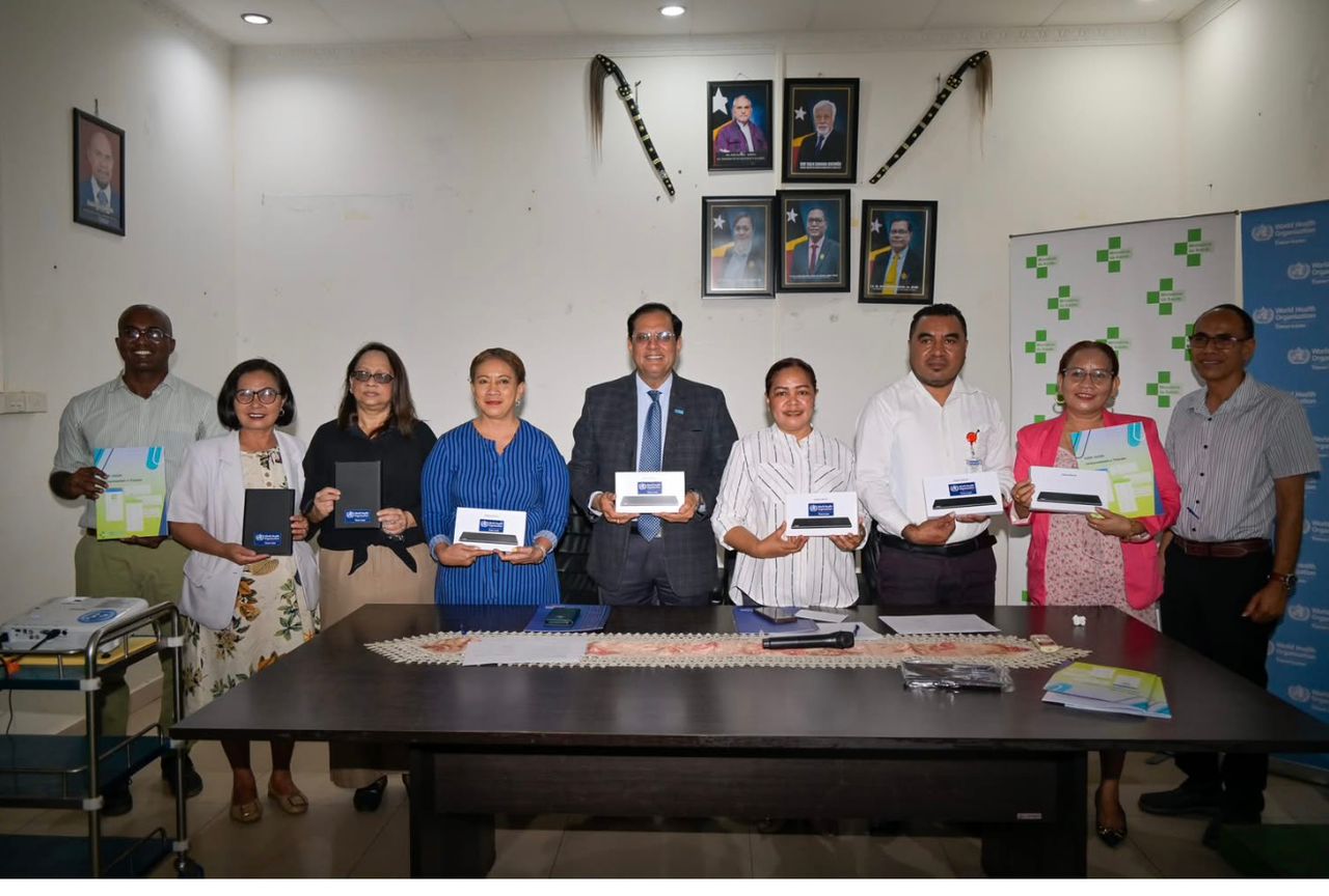OMS entrega tableta 12 ba MS atu apoiu servisu imunizasaun
