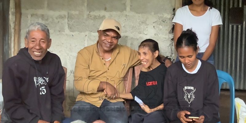 PR fó apoiu umanitária no osan ba família defisiénsia ida iha Mau-nunu Ainaru