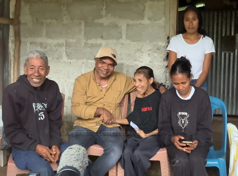 PR fó apoiu umanitária no osan ba família defisiénsia ida iha Mau-nunu Ainaru