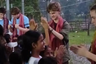 Estudante Austrália vizita Sentru Komunitáriu iha F-KHK Vikeke