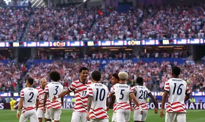 Estádiu Los Angeles nakdoko, EUA lulun Paraguai 4-1