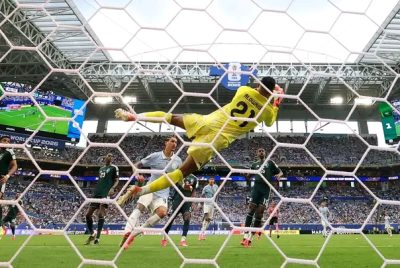 Maxi Araujo salva Uruguai empata ho Arabia Saudita