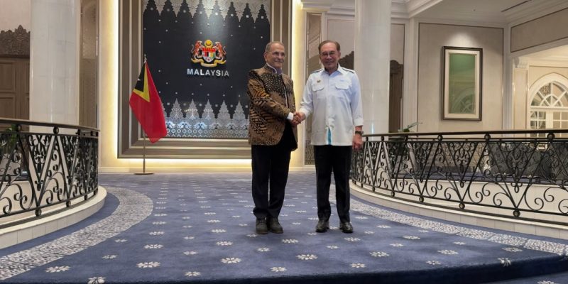 TL-Malázia diskute dezafiu no preparasaun TL atu integra ba ASEAN