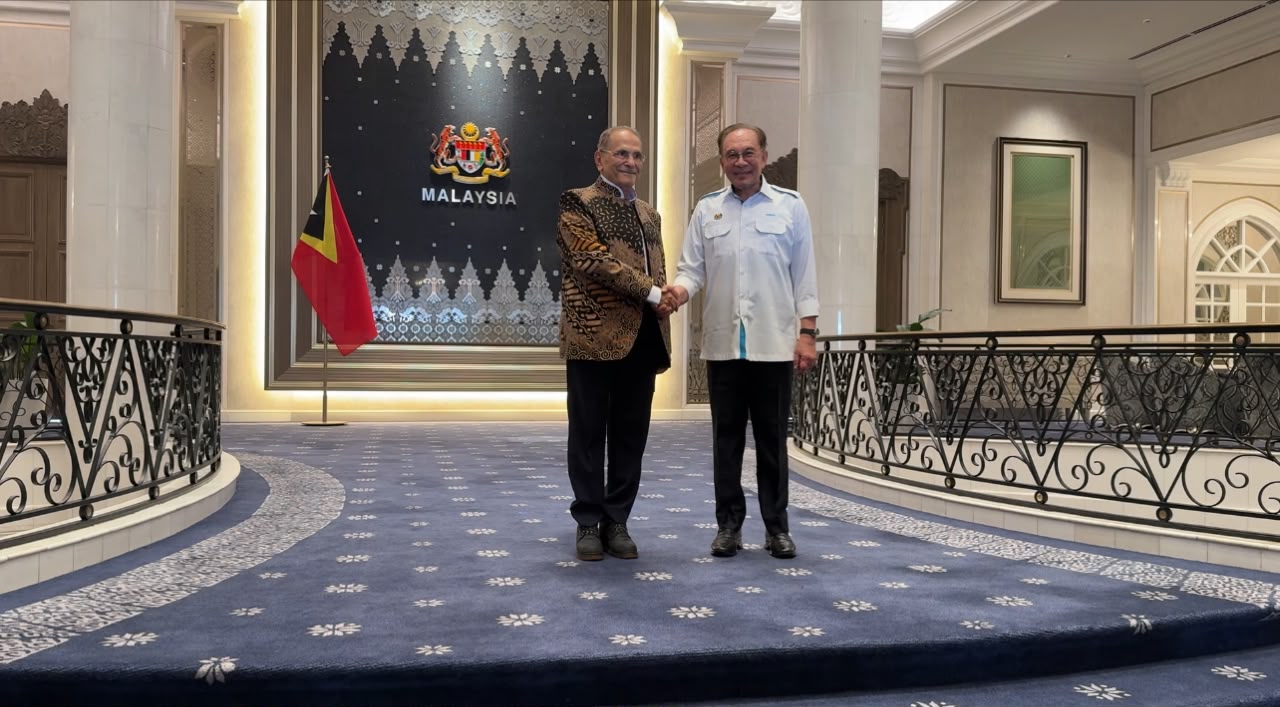 TL-Malázia diskute dezafiu no preparasaun TL atu integra ba ASEAN