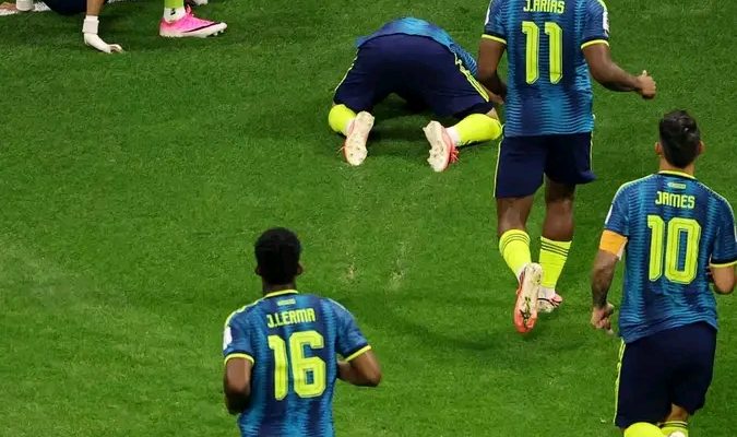 Manán Uzbekistaun 3-1, Kolombia provizóriu lidera Grupu K