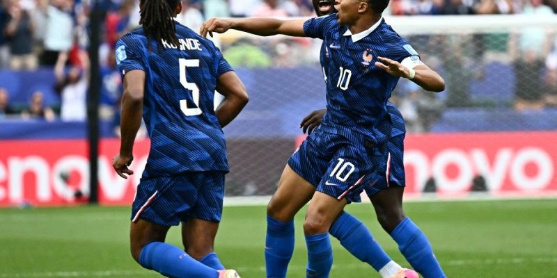 Halakon Irake 3-0, Fransa nia fatin iha jornada 32 Kopa Mundiál aseguradu
