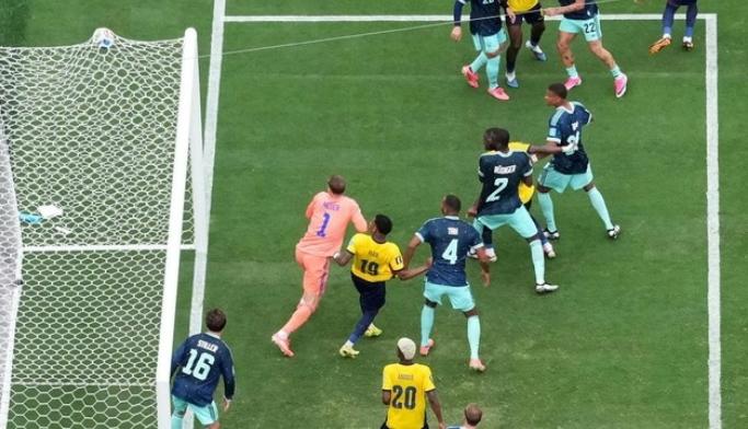 Ekuadór harahun Alemaña 2-1