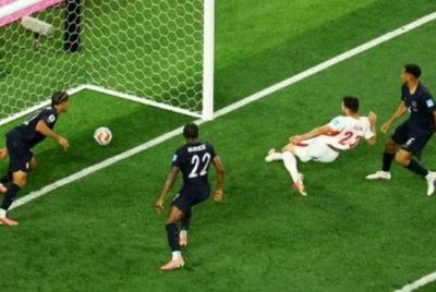 Turkia manán EUA 3-2 maibé nafatin elimina husi faze grupu