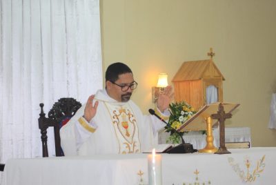 Pe. Benediktus: Loron Corpu de Deus hametin fiar ba prezensa real Jesus Kristu iha Eukaristia