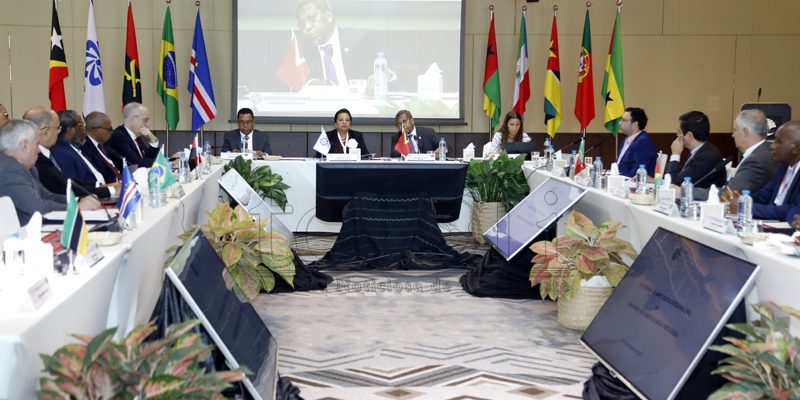 Ministru Donaciano rekomenda membru CPLP tau prioridade ba kapasitasaun militár no seguransa tasi