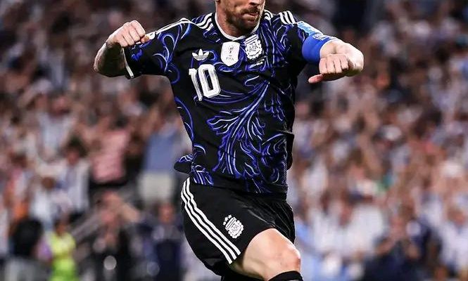 ‘Májiku’ Messi lori Arjentina rekolla pontu sia durante jogu grupu Kopa Mundiál
