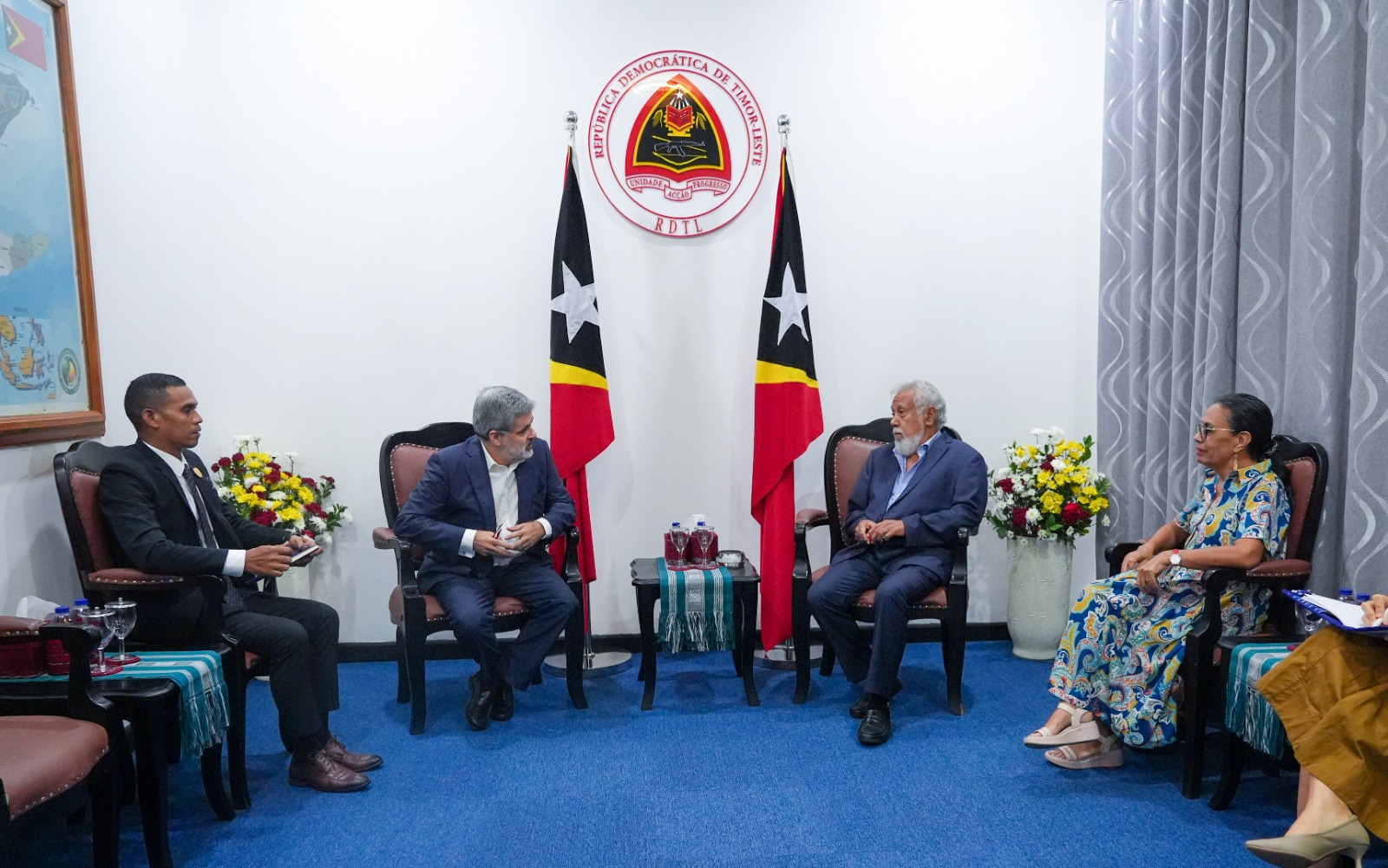 Dekanu FD-UNTL atualiza kooperasaun servisu ho Universidade Lisboa ba PM Xanana
