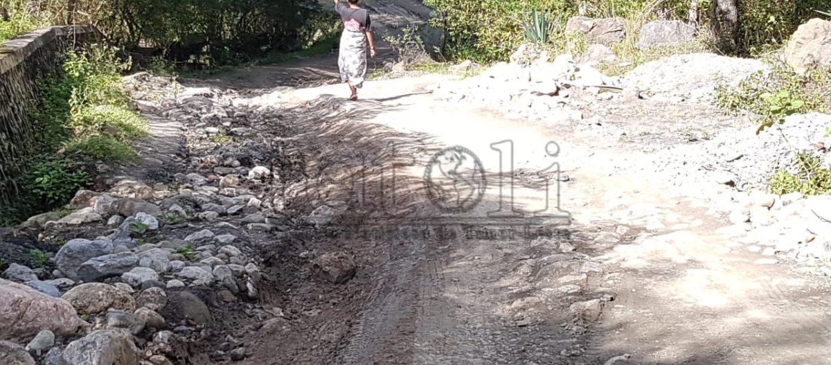 Projetu estrada abandona tinan rua-resin, komunidade Bobonaru husu MOP tau-matan