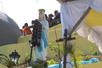 Governu inaugura Gruta Ave Maria iha suku Fatubolu