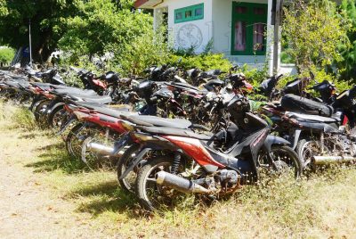 Transporte Oekusi sei halo leilaun públiku ba motorizada 91