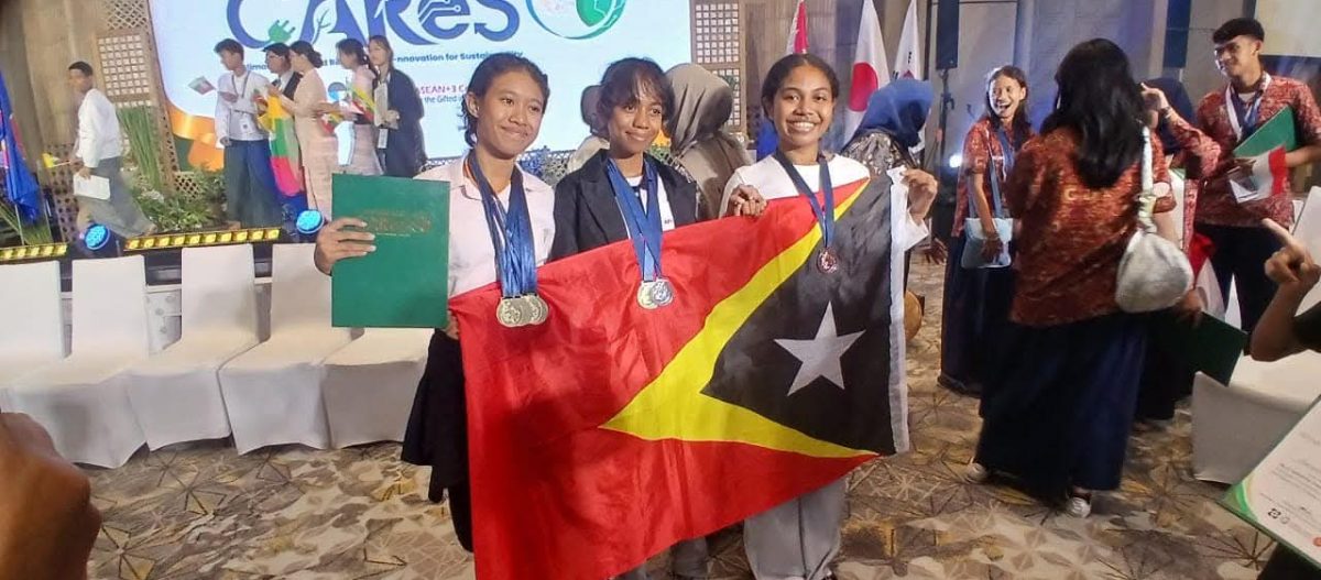 Estudante EBC hetan medalla iha kompetisaun ASEAN Three Plus Junior Science Odyssey Filipina