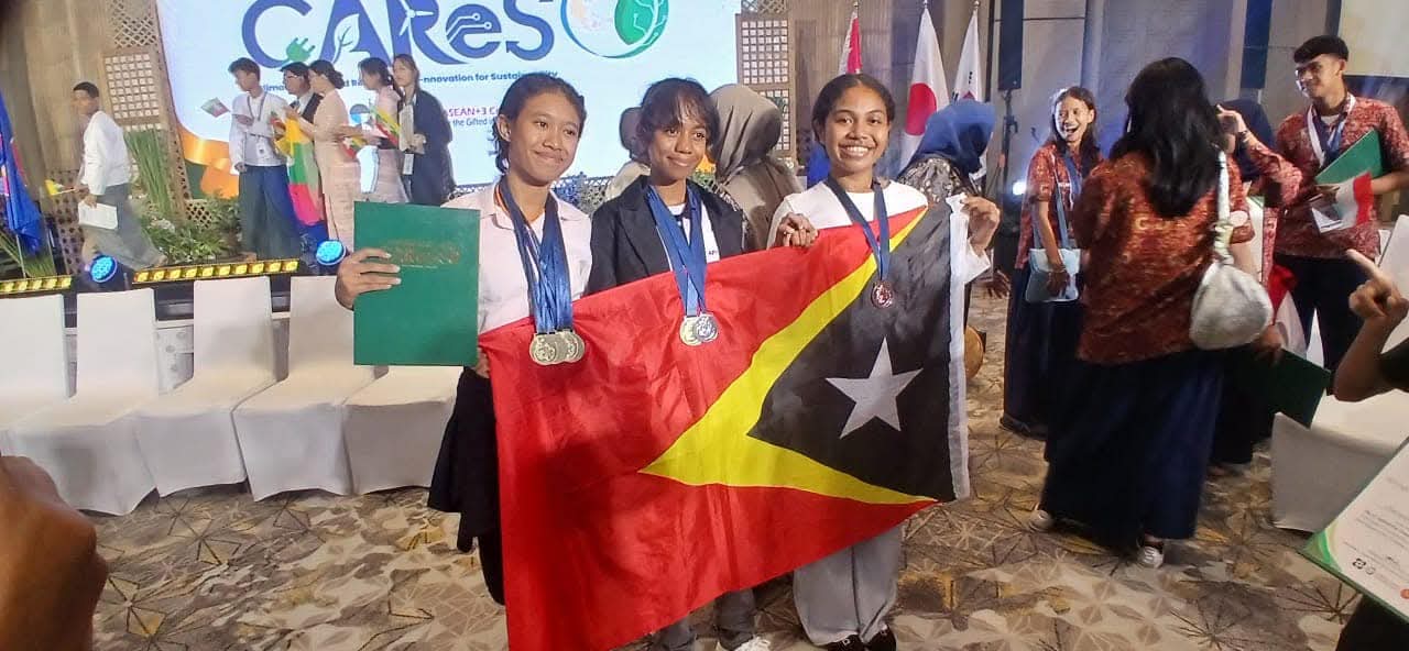 Estudante EBC hetan medalla iha kompetisaun ASEAN Three Plus Junior Science Odyssey Filipina