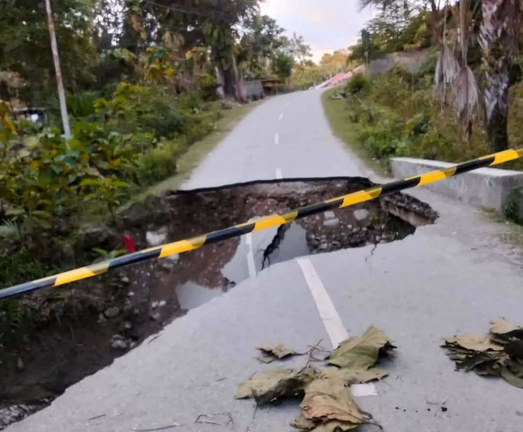 Ponte ligasaun Eskola Sekundária 04 Setembru Vikeke kotu