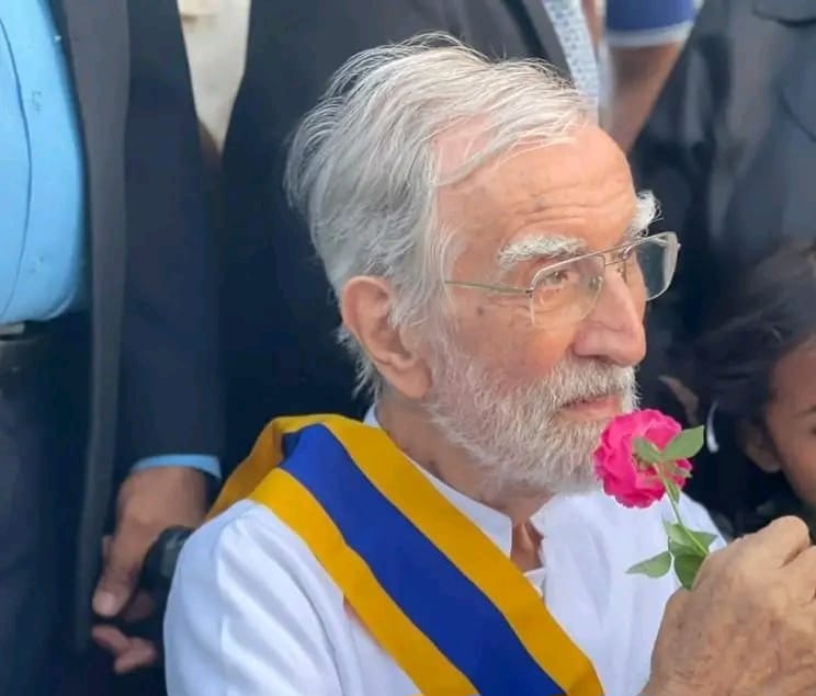 Pe. João Felgueiras nu’udar figura ida-ne’ebé sempre loke an hadomi ema hotu
