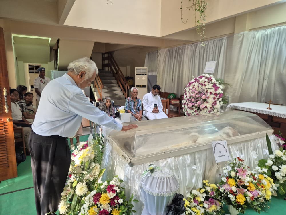 PM Xanana Gusmão presta omenajen ba maktoban Pe. João Felgueiras